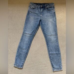 BlankNYC jeans woman’s 29 light wash skinny